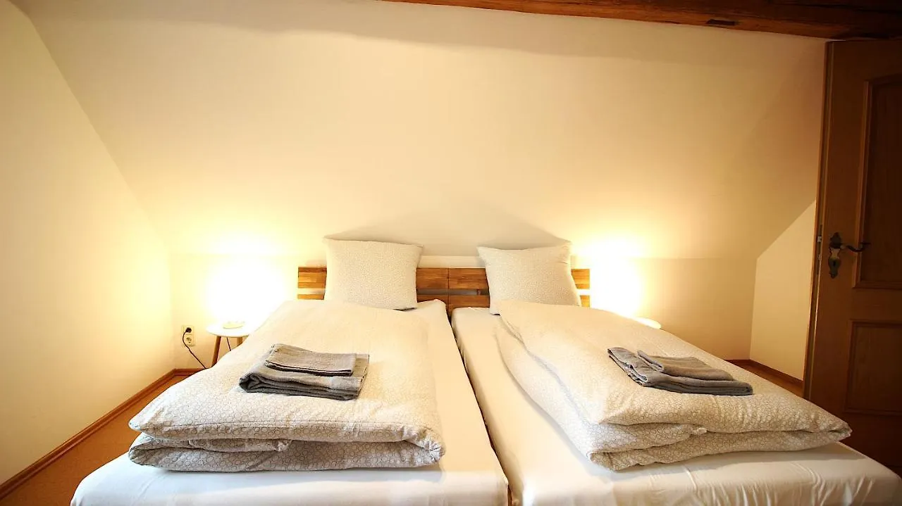 Apartment Ferienwohnung Am Wasserschloss 1-3 Ochsenfurt