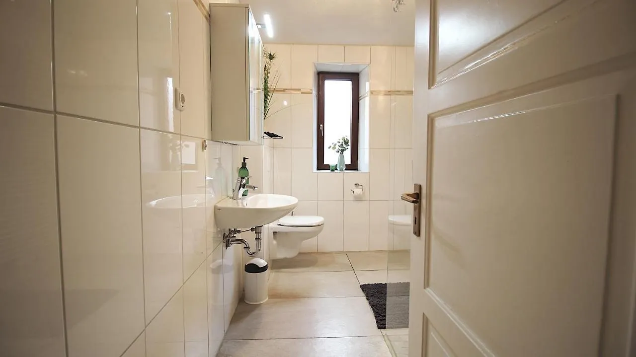 Ferienwohnung Am Wasserschloss 1-3 Ochsenfurt Apartment